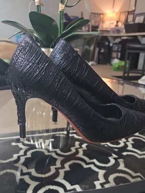 Textured Black Pointed-Toe Stiletto Pumps